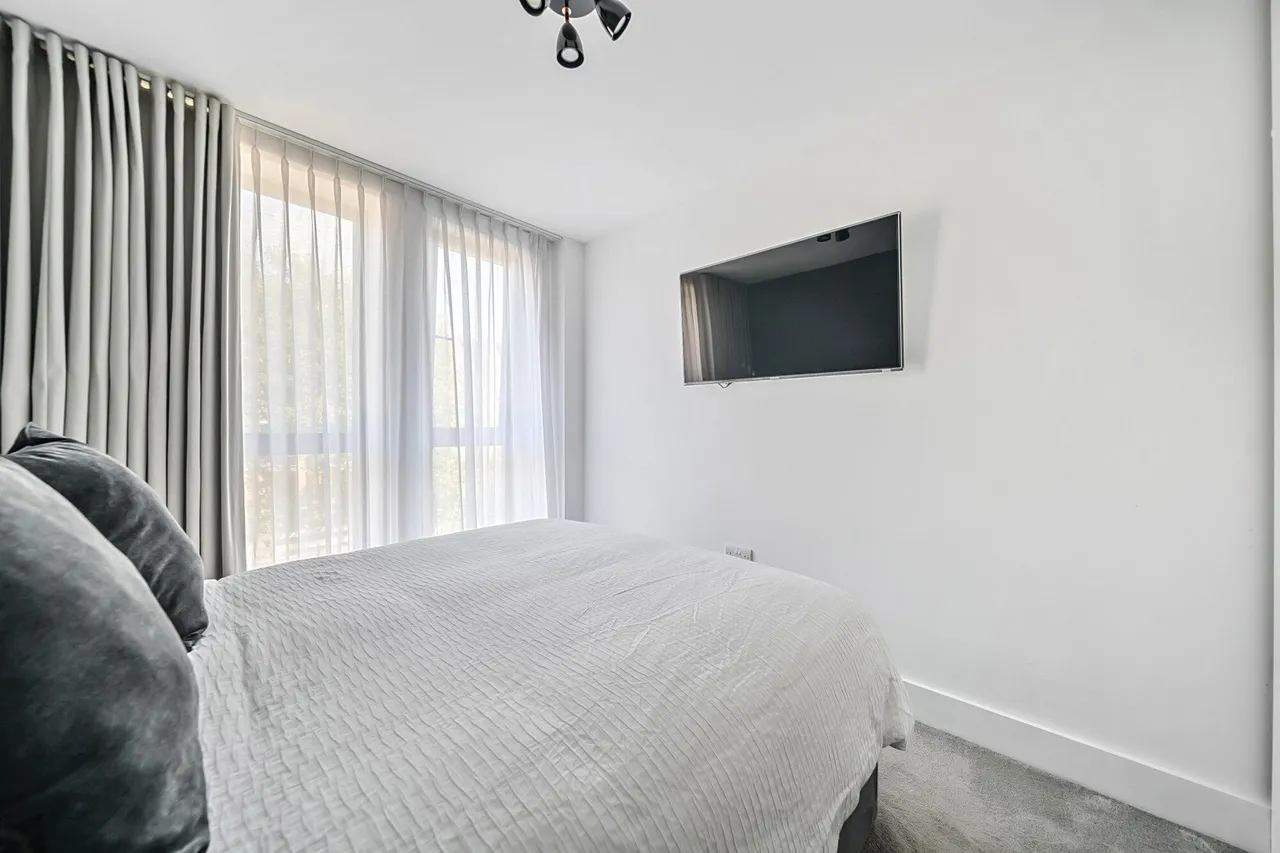 Masons Hill, BR2, photo 16