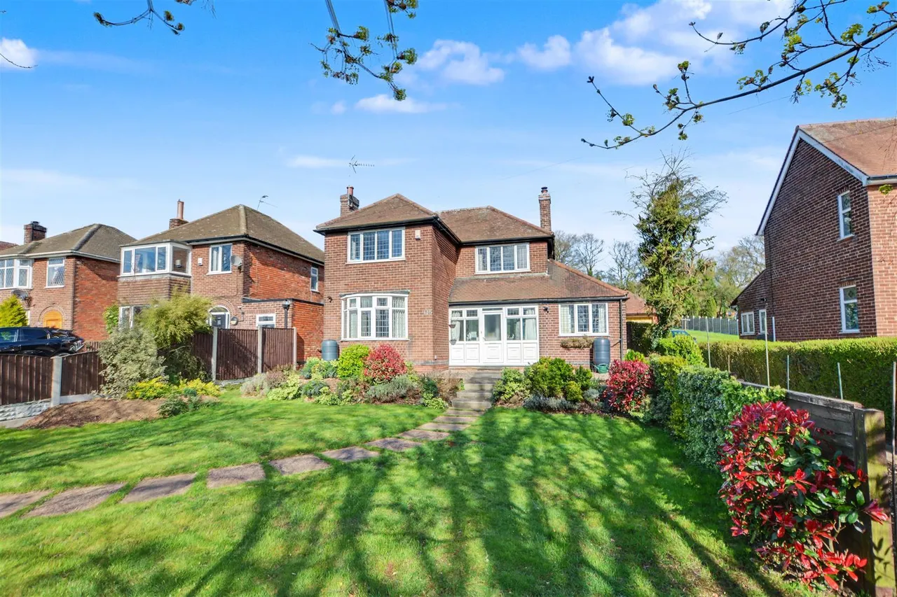 4 bed house for sale, Ilkeston Road, Trowell, NG9
