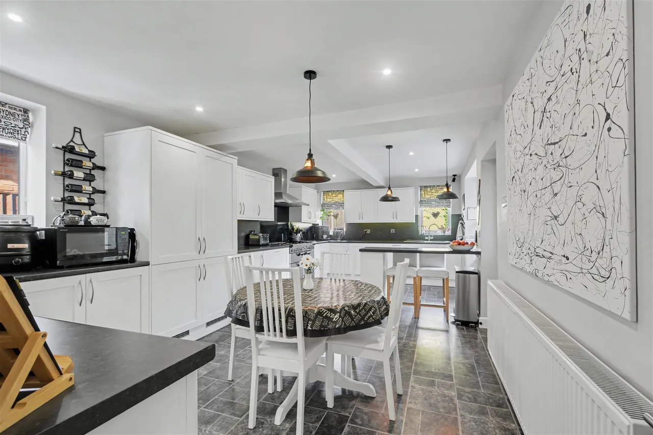 Ilkeston Road, Trowell, NG9, photo 8