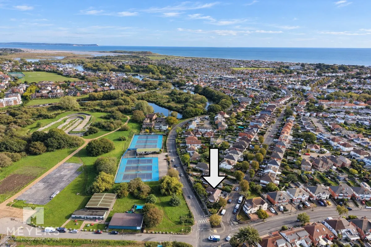 Iford Lane, Bournemouth, BH6, photo 14