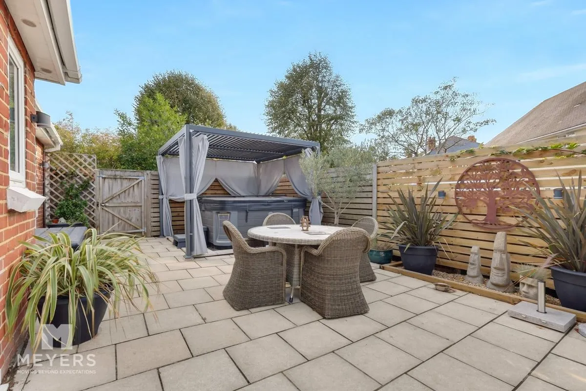 Iford Lane, Bournemouth, BH6, photo 33