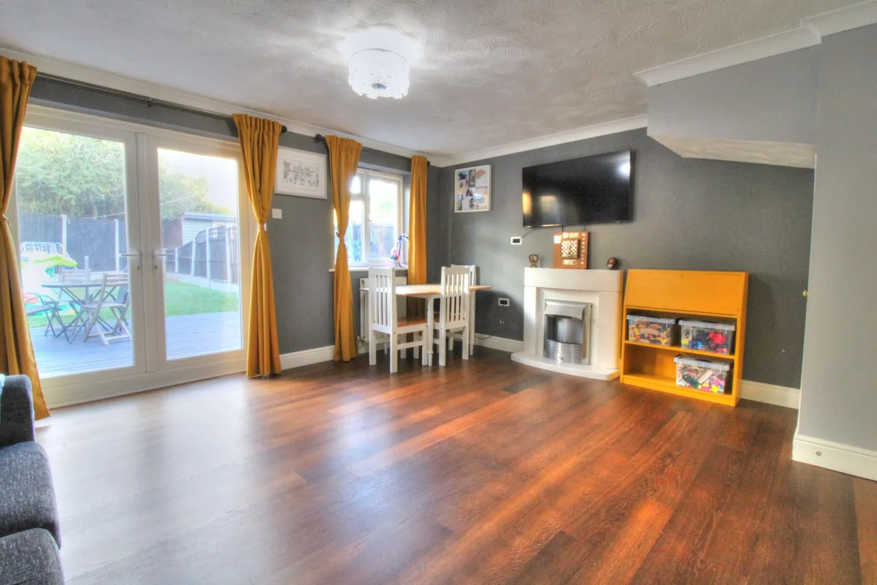 Sweet Briar Drive, Basildon, SS15, photo 4