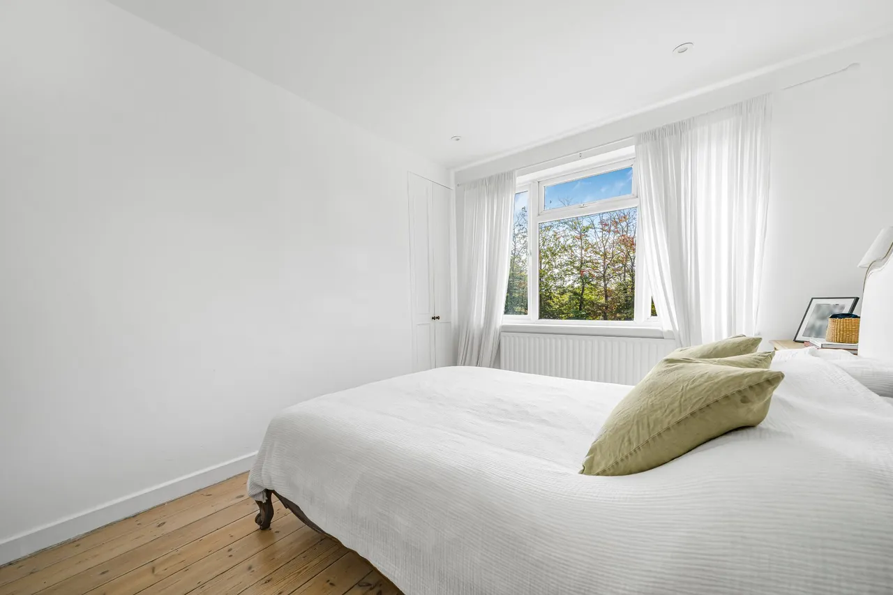 High Street, West Molesey, KT8, photo 10
