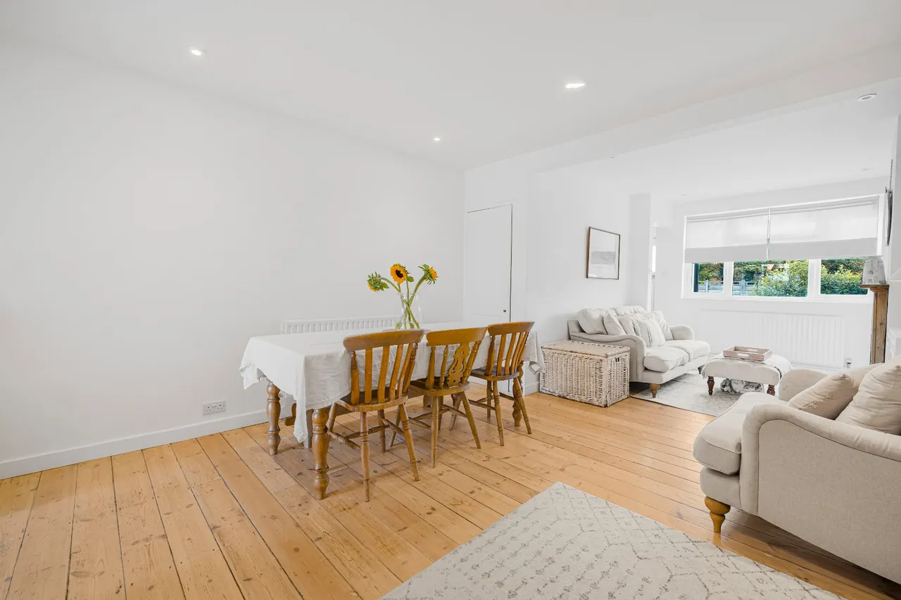 High Street, West Molesey, KT8, photo 11