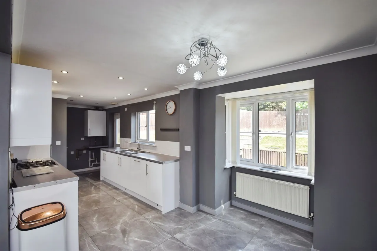Clos Tyn Y Coed Bridgend, CF32, photo 5