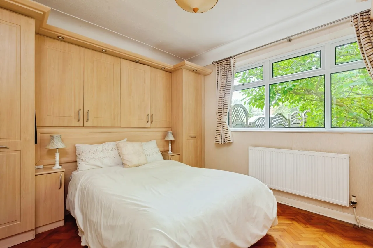 Heath Hey, Liverpool, L25, photo 17
