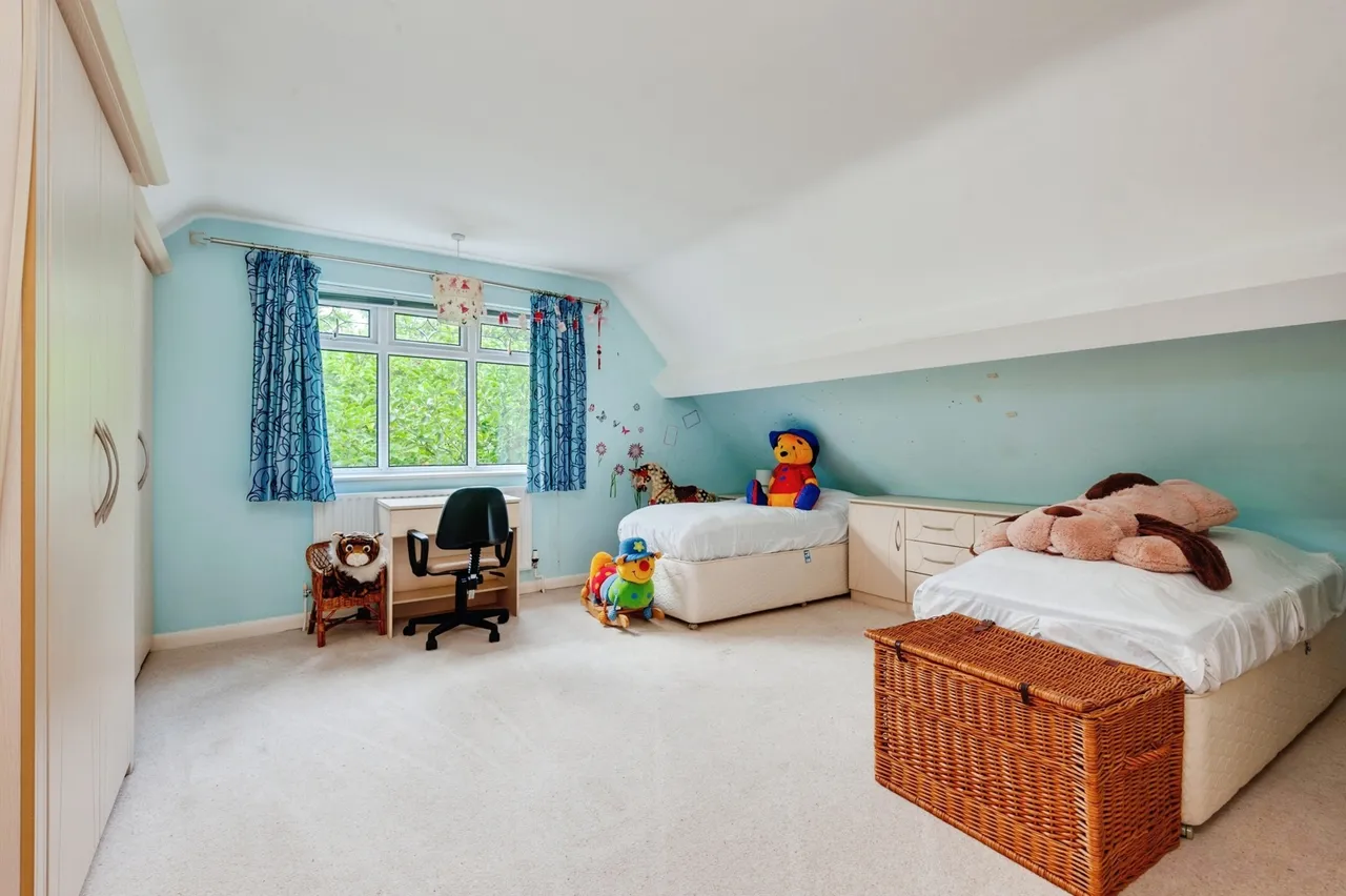 Heath Hey, Liverpool, L25, photo 24