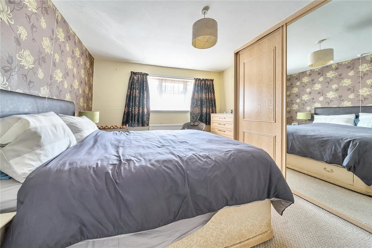 Five Stiles Road, Marlborough, Wiltshire, SN8 4BL, photo 5
