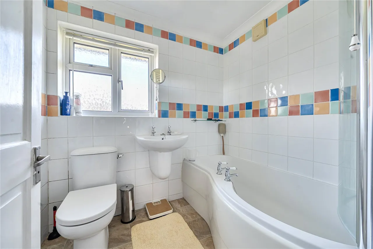 Five Stiles Road, Marlborough, Wiltshire, SN8 4BL, photo 10