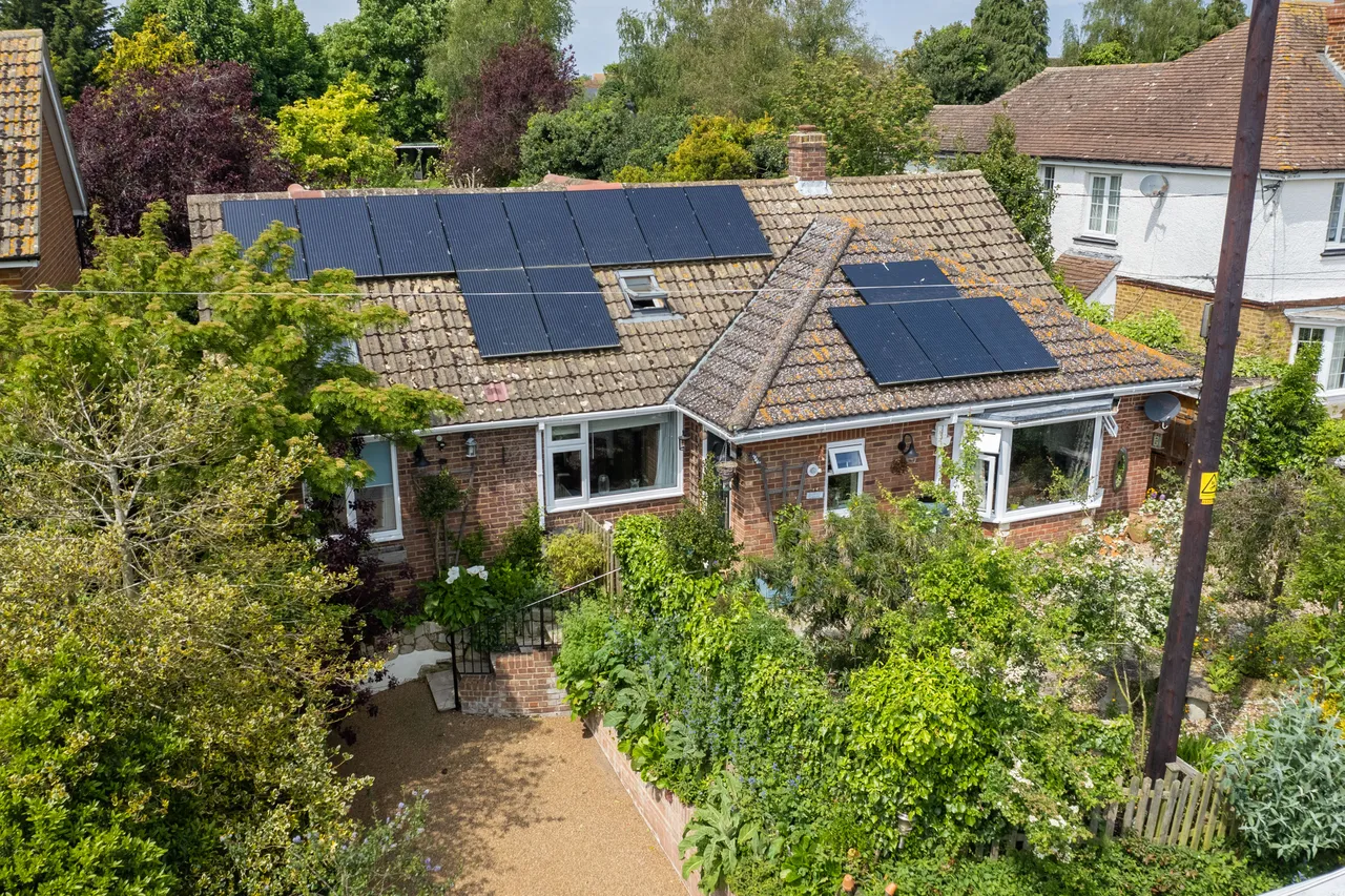 4 bed house for sale, Chequer Lane, Ash, CT3