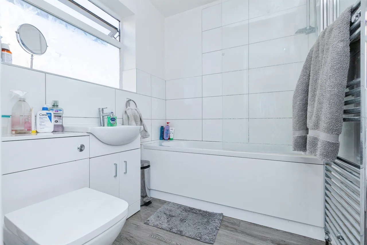 Cooper Close, Huncote, LE9, photo 18