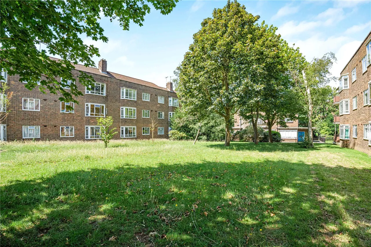 Toland Square, London, SW15, photo 4