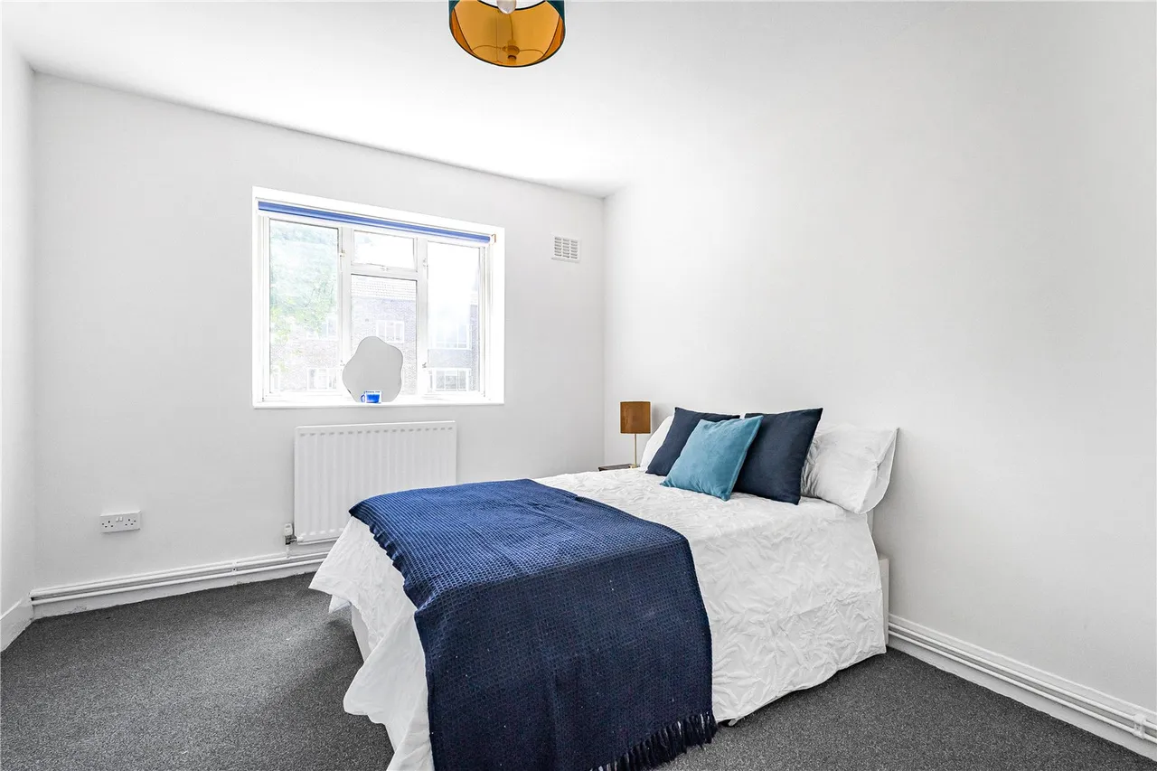 Toland Square, London, SW15, photo 10