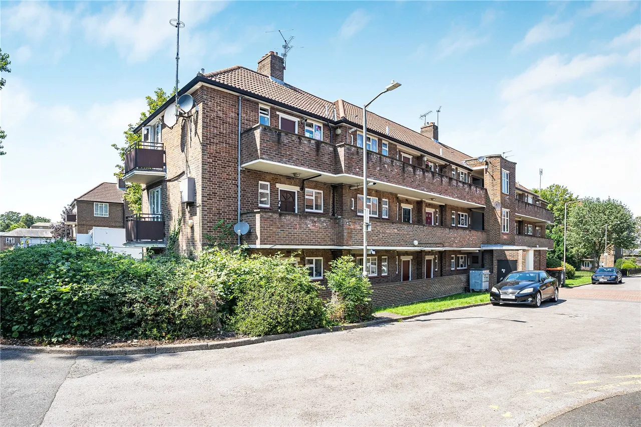 Toland Square, London, SW15, photo 14