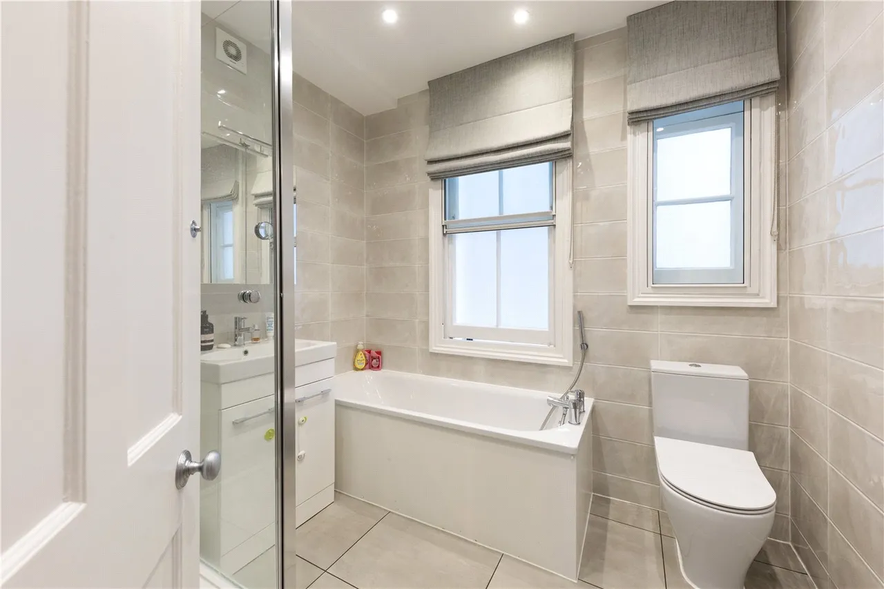 Kenilworth Court, Lower Richmond Road, London, SW15, photo 4