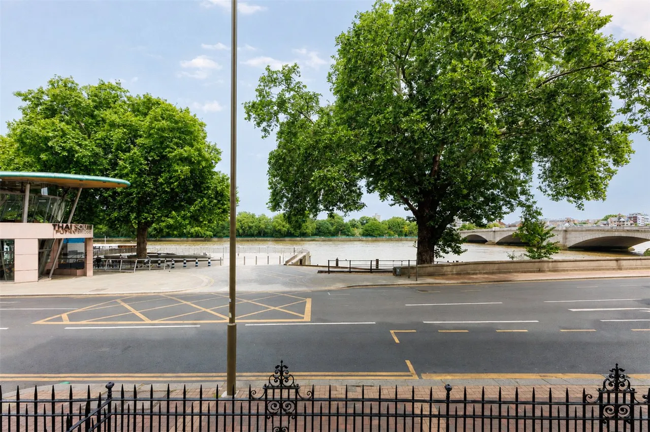 Kenilworth Court, Lower Richmond Road, London, SW15, photo 8