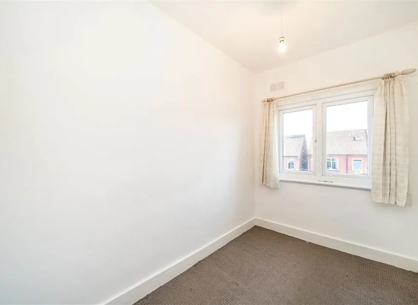 Bramshot Avenue, Charlton, SE7, photo 7