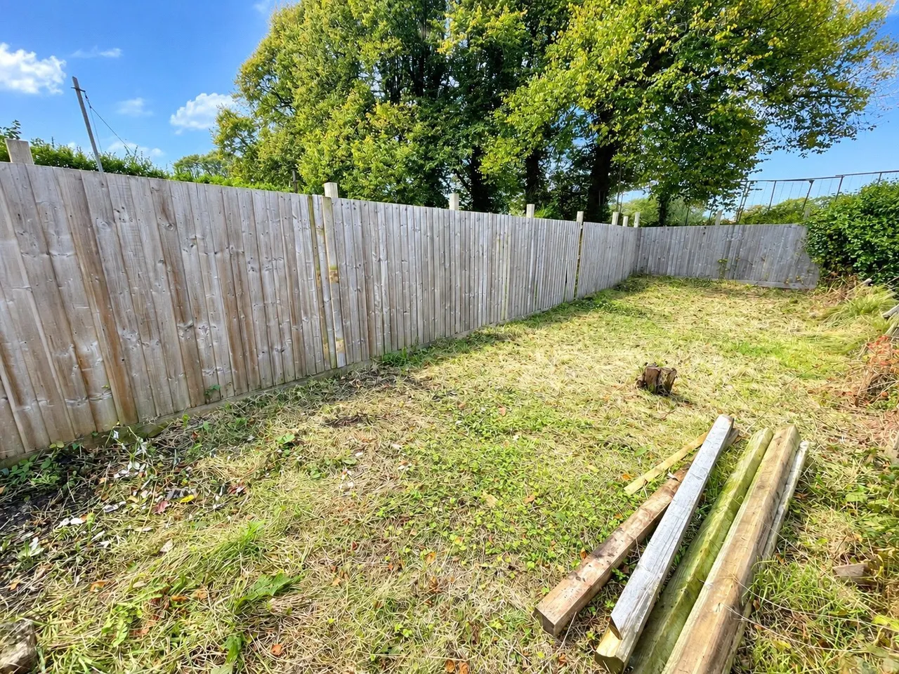Bryngwyn Road, Llanelli, SA14, photo 3