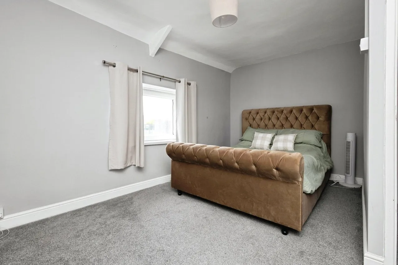 Bryngwyn Road, Llanelli, SA14, photo 4