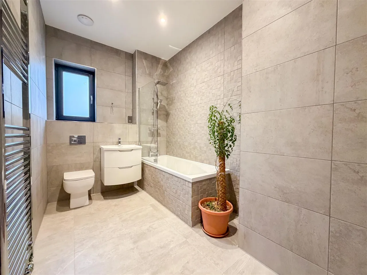 Brocketsbrae Road, Lesmahagow, Lanark, ML11 9PT, photo 9