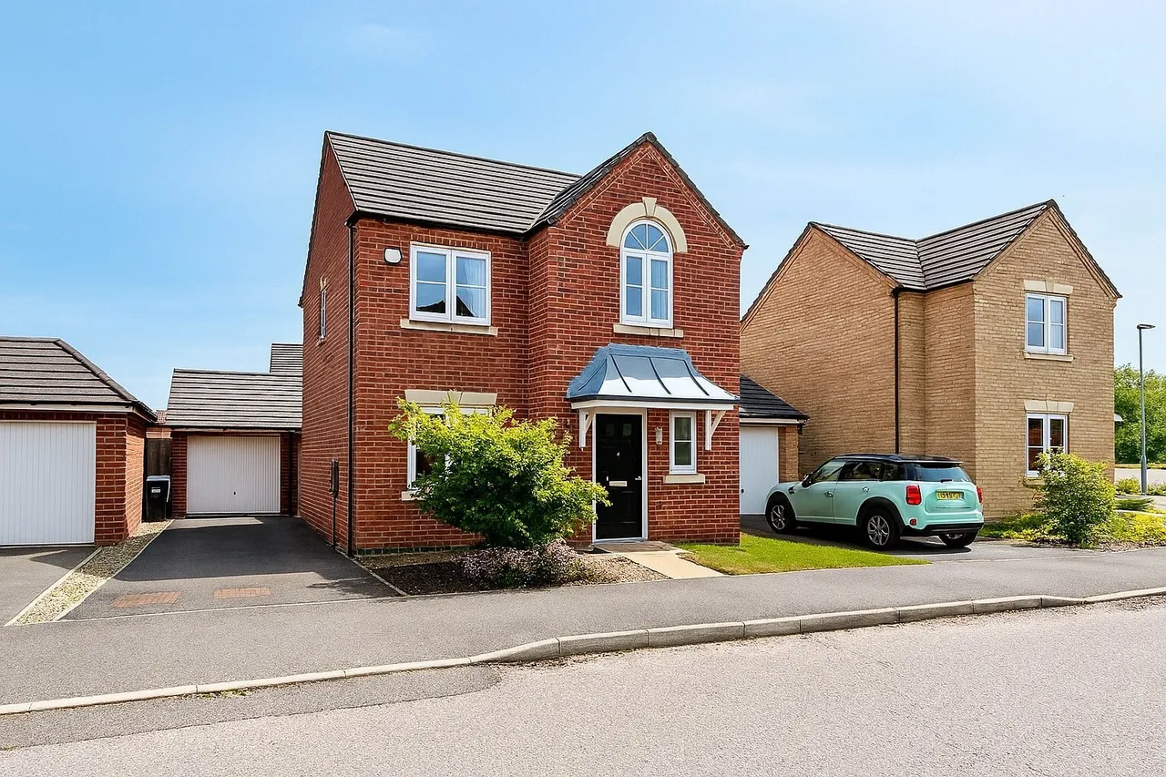 3 bed house for sale — Lyme Road, Penwortham, Preston, Lancashire, PR1