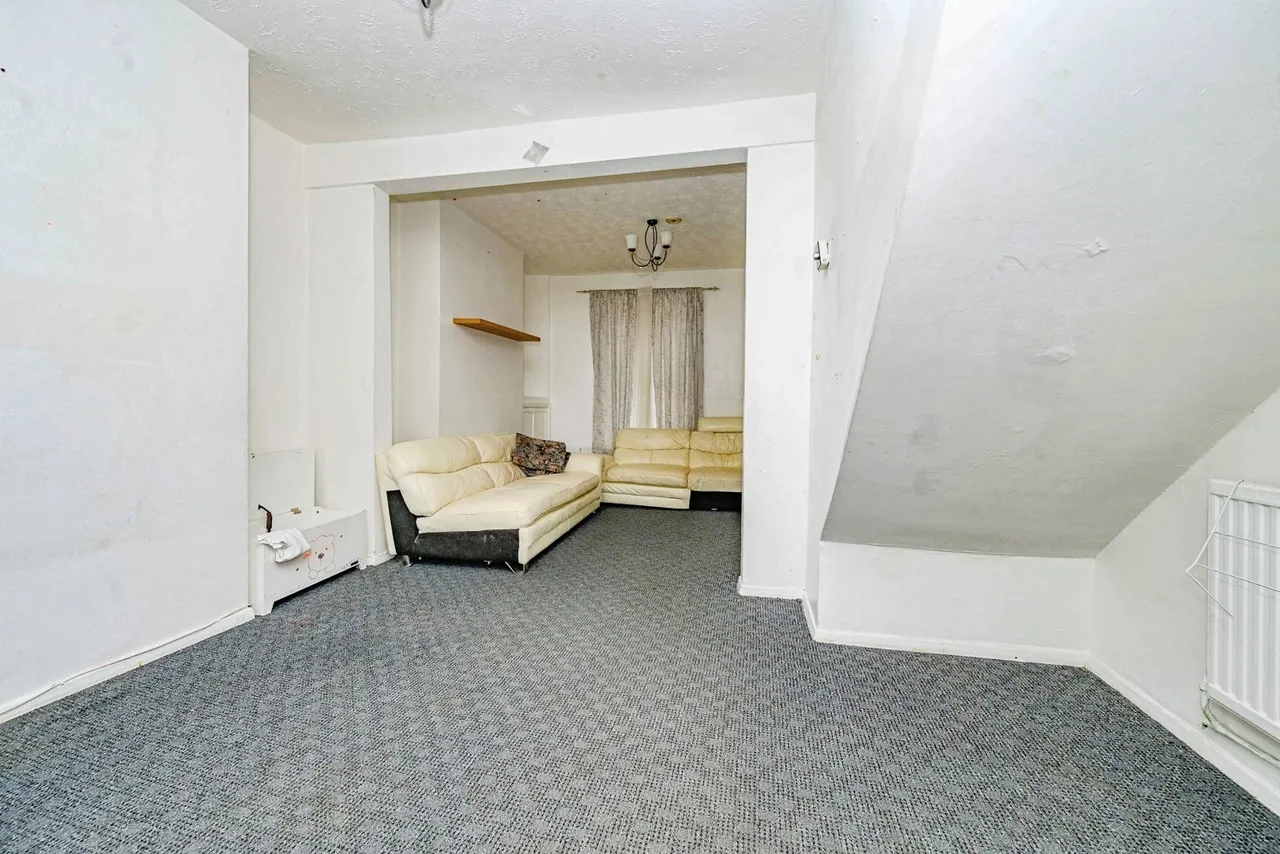 Albert Road, Luton, Bedfordshire, LU1, photo 4