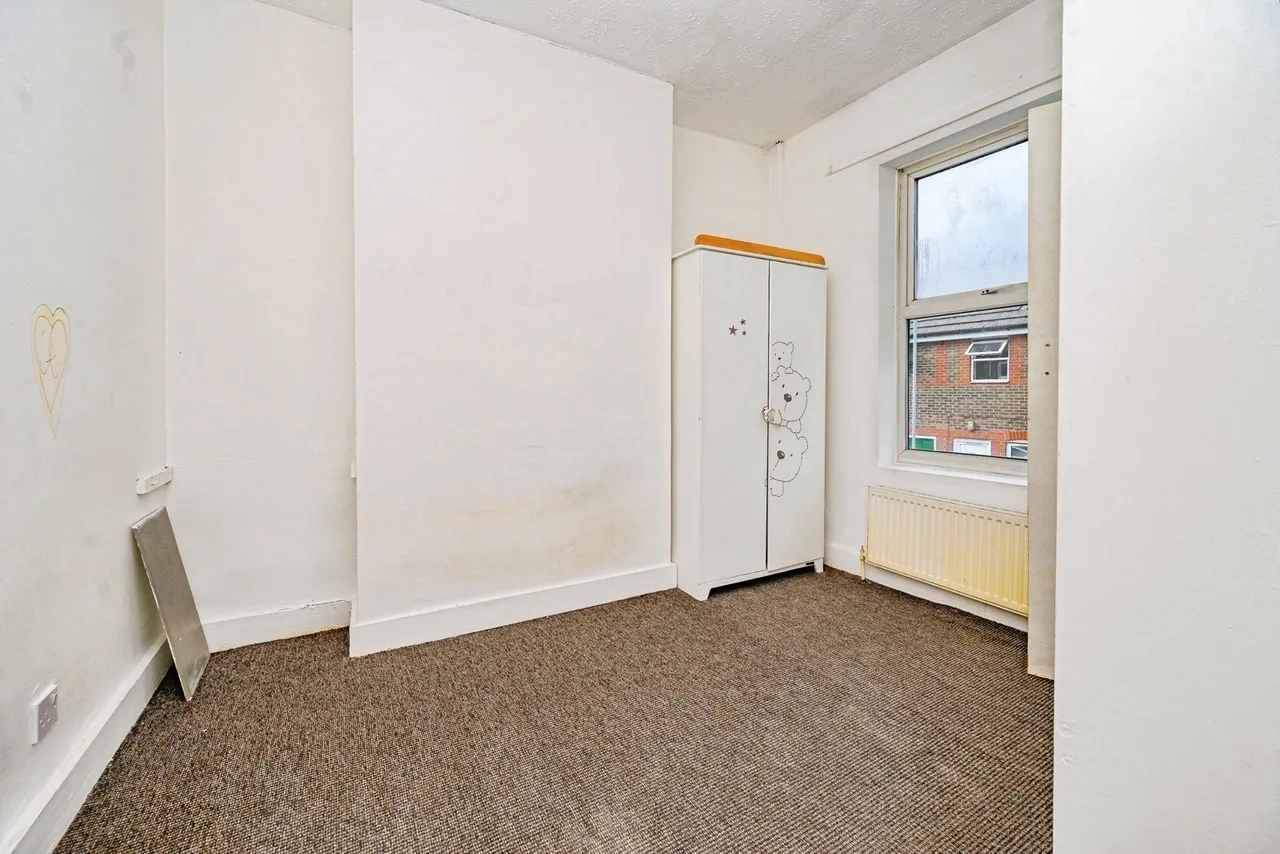 Albert Road, Luton, Bedfordshire, LU1, photo 10