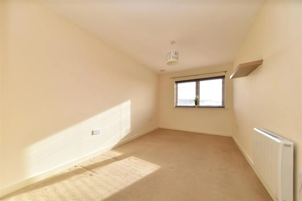 Admiral Drive, Stevenage, SG1, photo 4