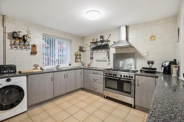 Forgeway, Banbury, OX16, photo 6