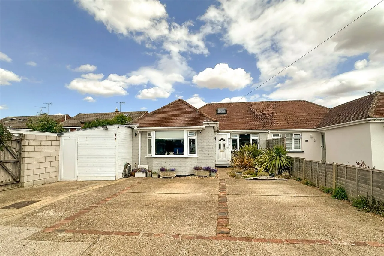 Knightscroft Close, Rustington, BN16, photo 18