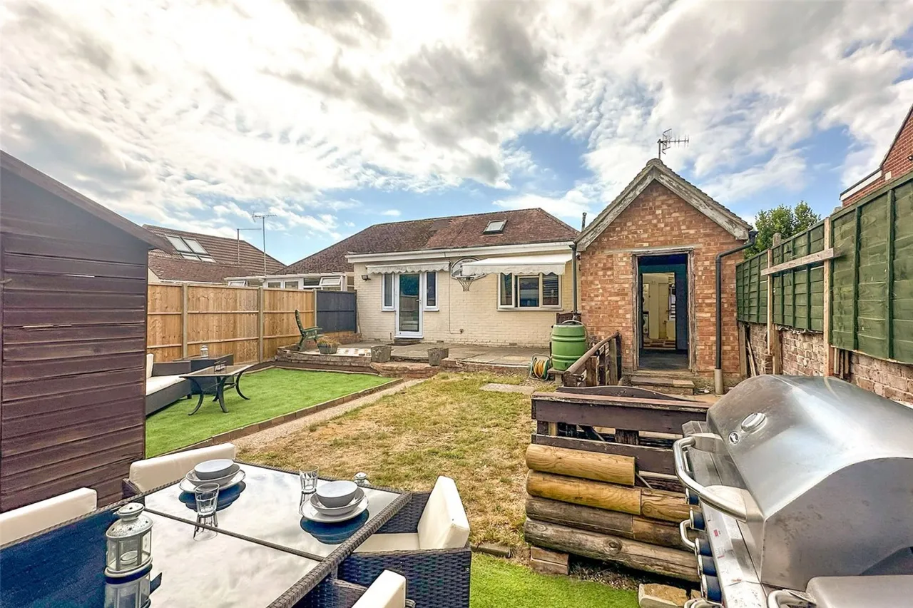 Knightscroft Close, Rustington, BN16, photo 5
