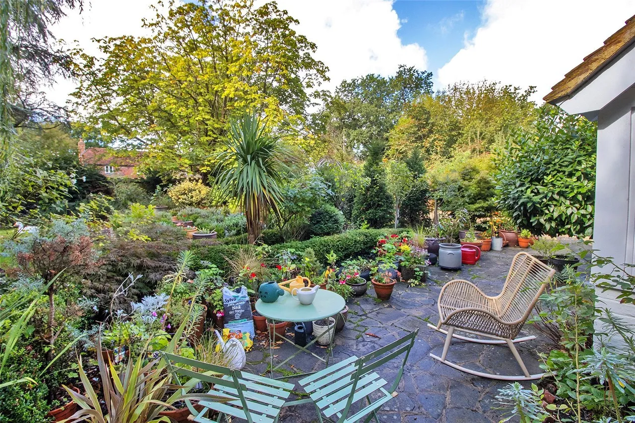 Cranbrook Road, Benenden, TN17, photo 15
