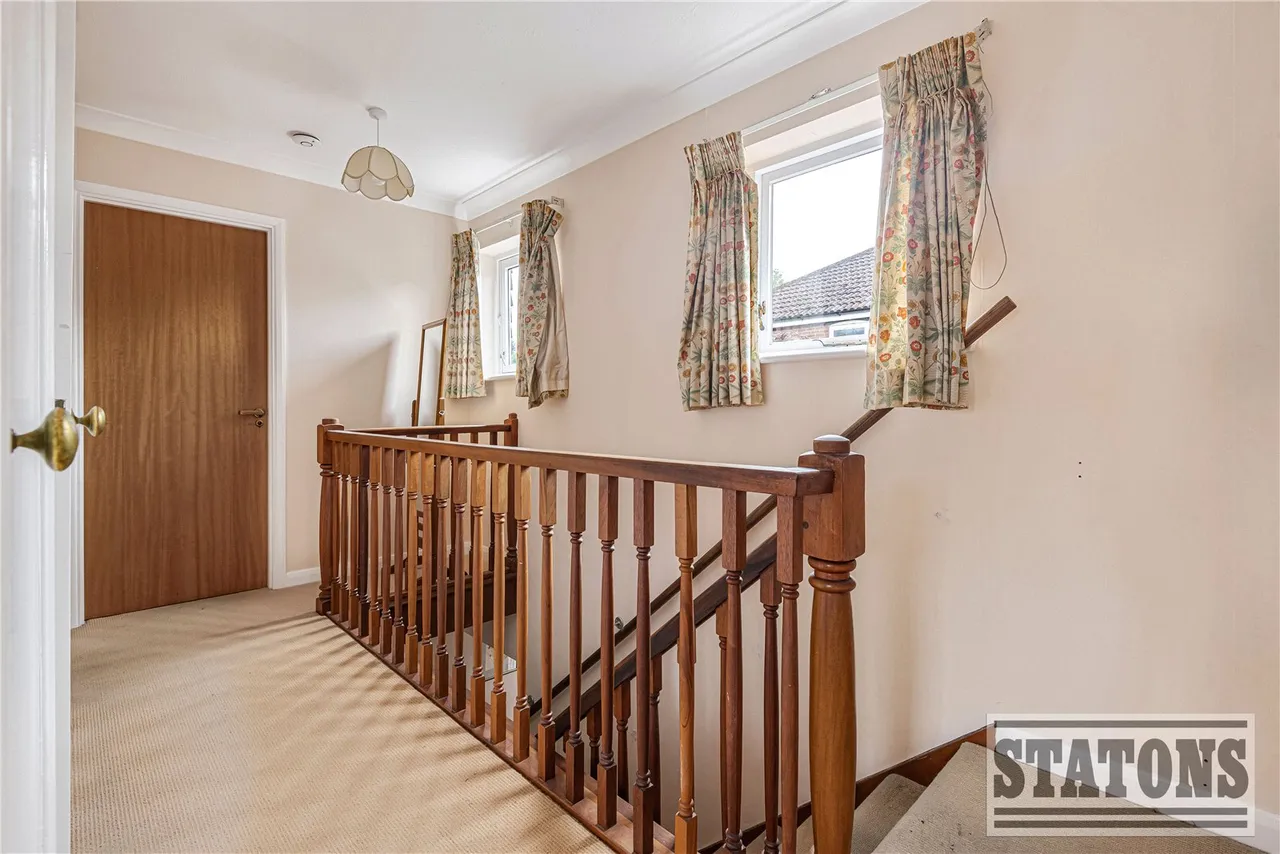 Nash Close, Elstree, Hertfordshire, WD6 3LE, photo 12