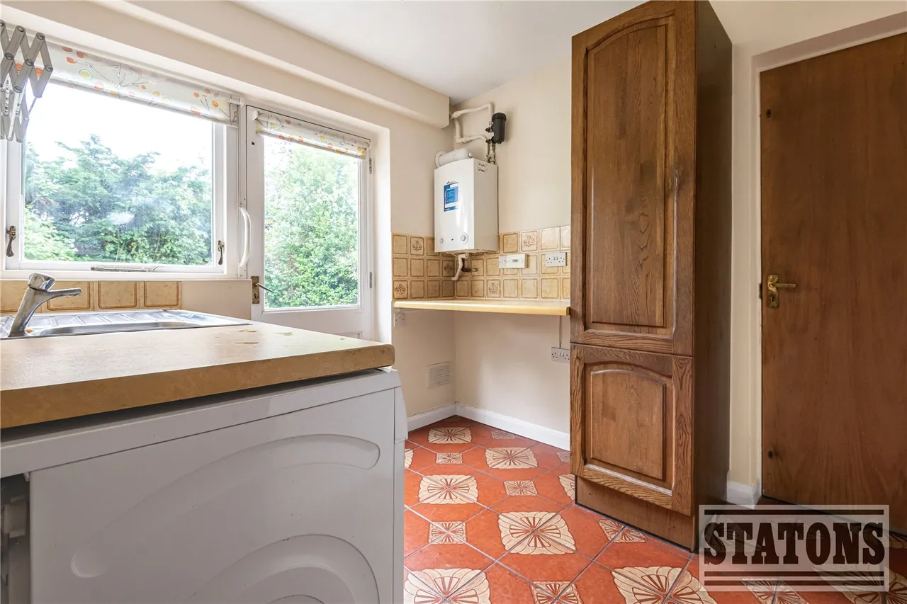 Nash Close, Elstree, Hertfordshire, WD6 3LE, photo 9