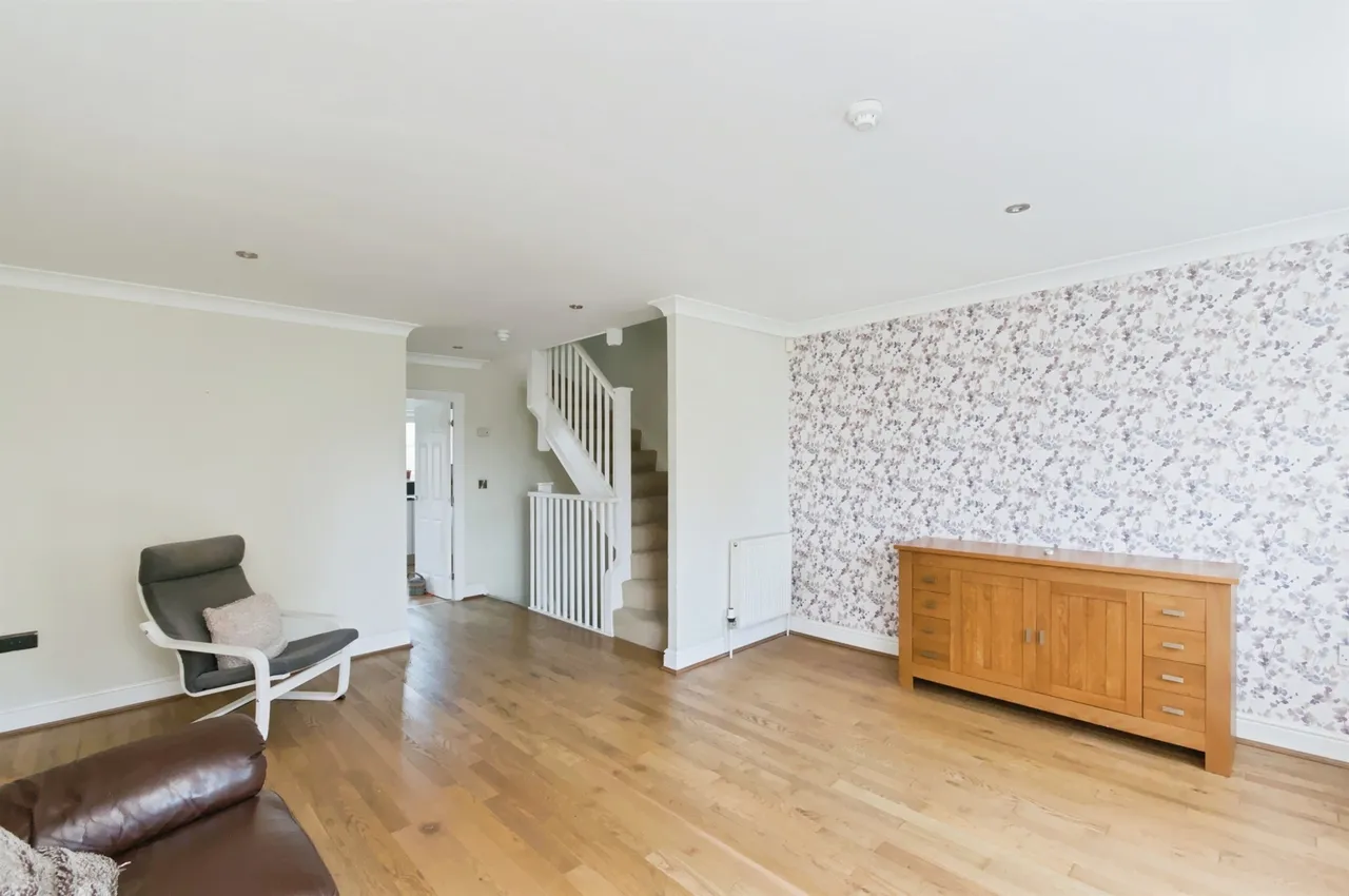 San Juan Court, Eastbourne, BN23, photo 3