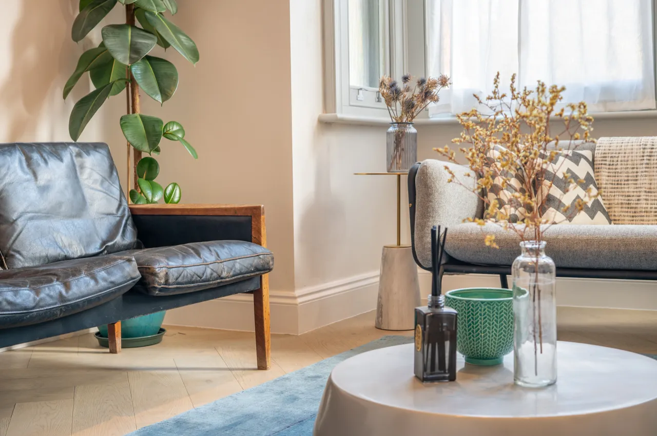 London, NW2, photo 9