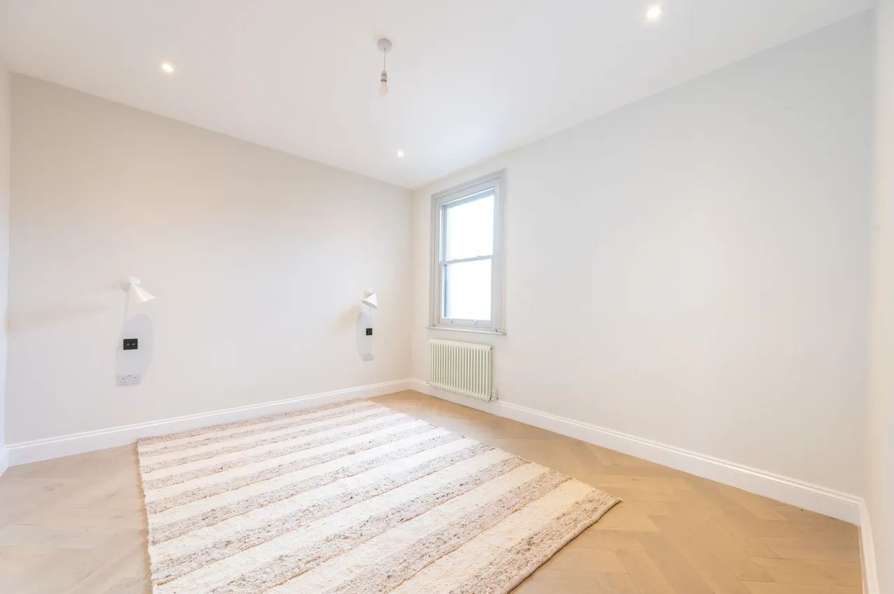 London, NW2, photo 12