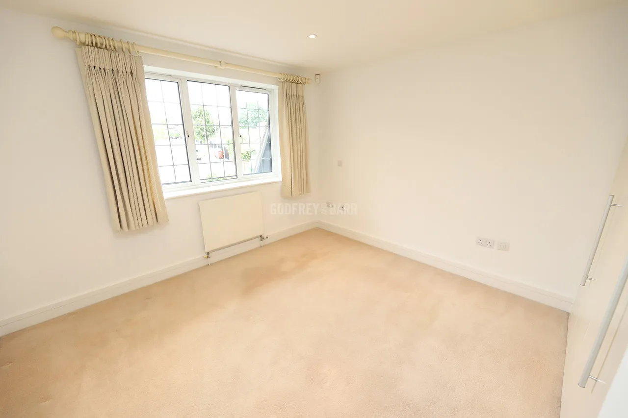 Raleigh Close, Hendon, NW4, photo 9