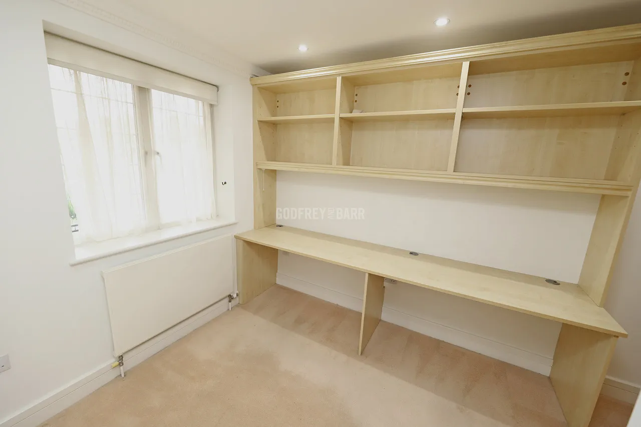 Raleigh Close, Hendon, NW4, photo 13