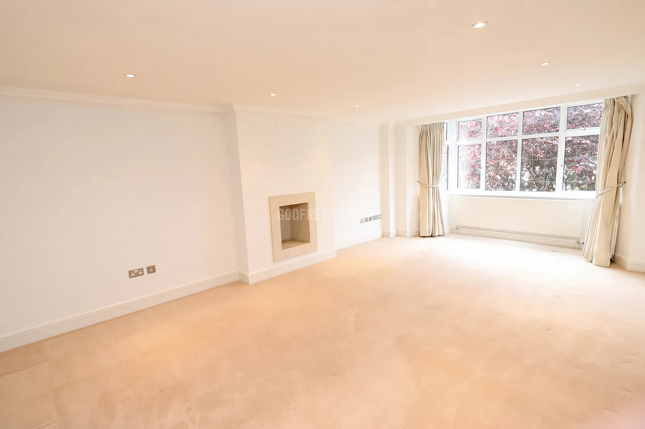 Raleigh Close, Hendon, NW4, photo 3