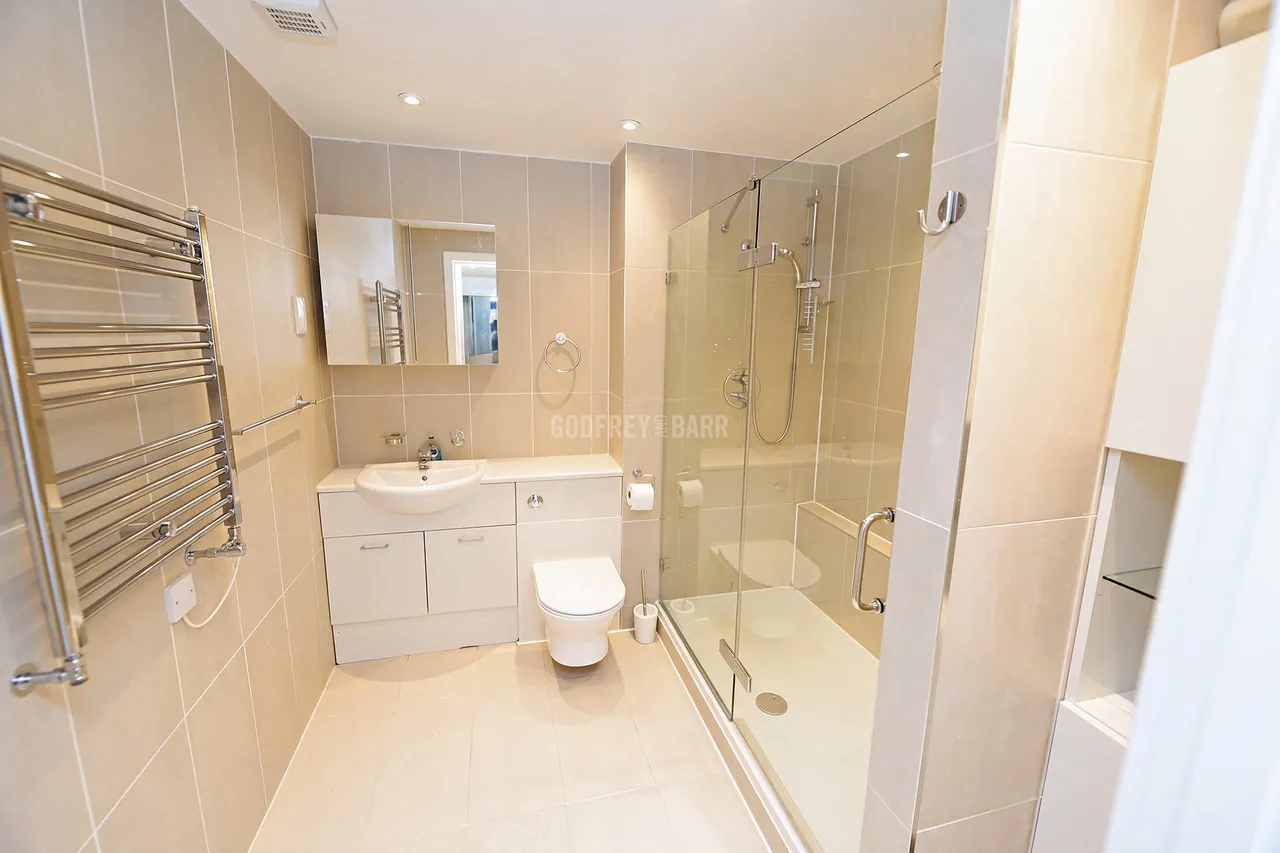 Raleigh Close, Hendon, NW4, photo 10