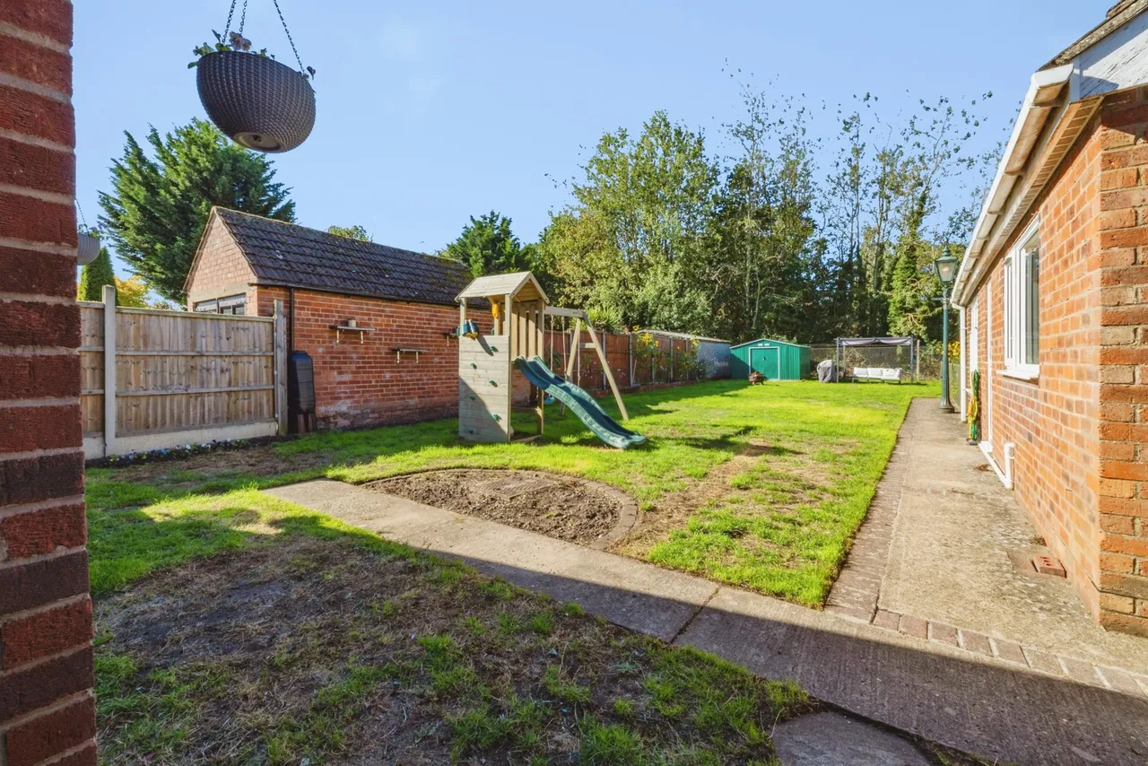 Station Road, North Hykeham, LN6, photo 19