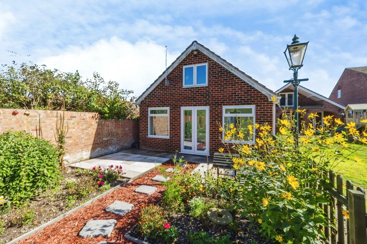 Station Road, North Hykeham, LN6, photo 23