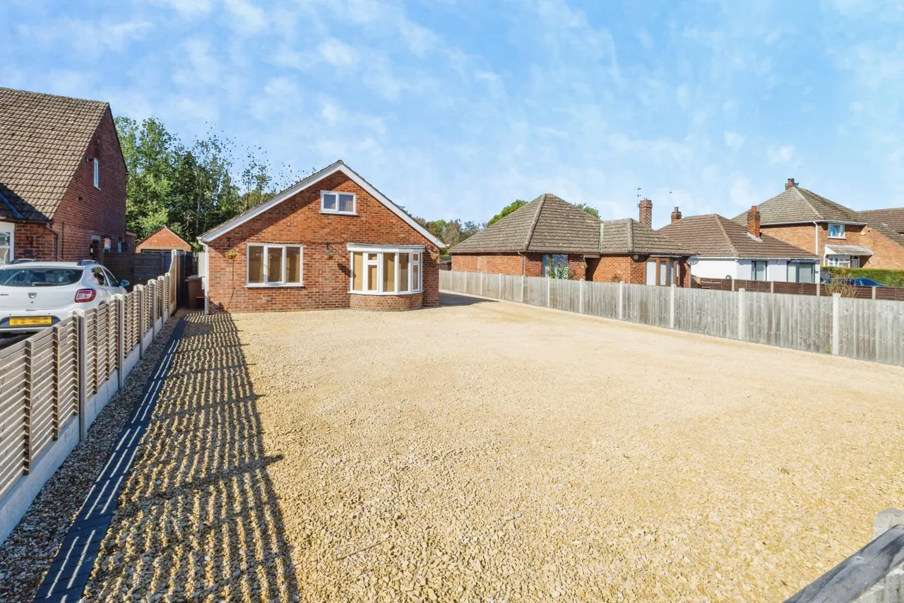 Station Road, North Hykeham, LN6, photo 25