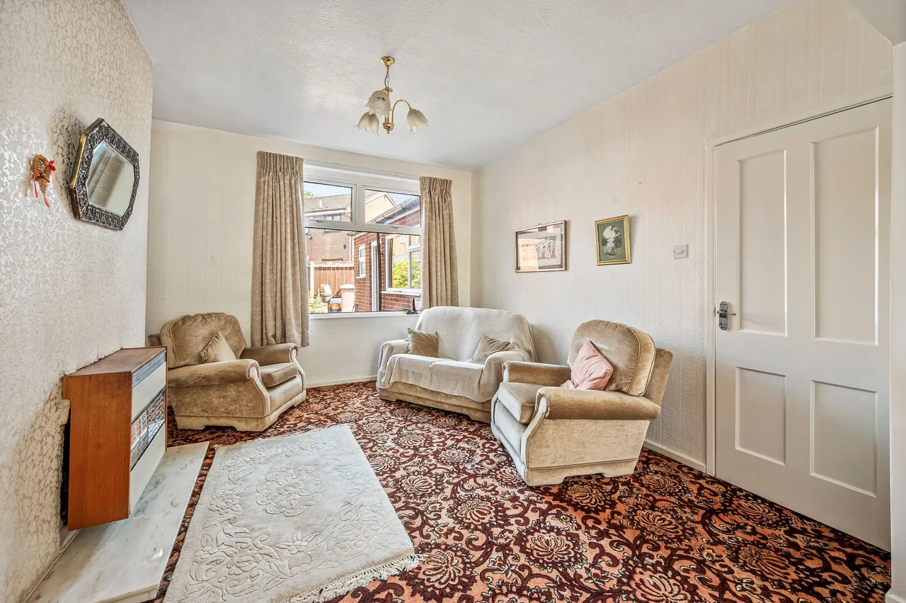 Dene Avenue, Newton-Le-Willows, Newton-Le-Willows, WA12 9DF, photo 2