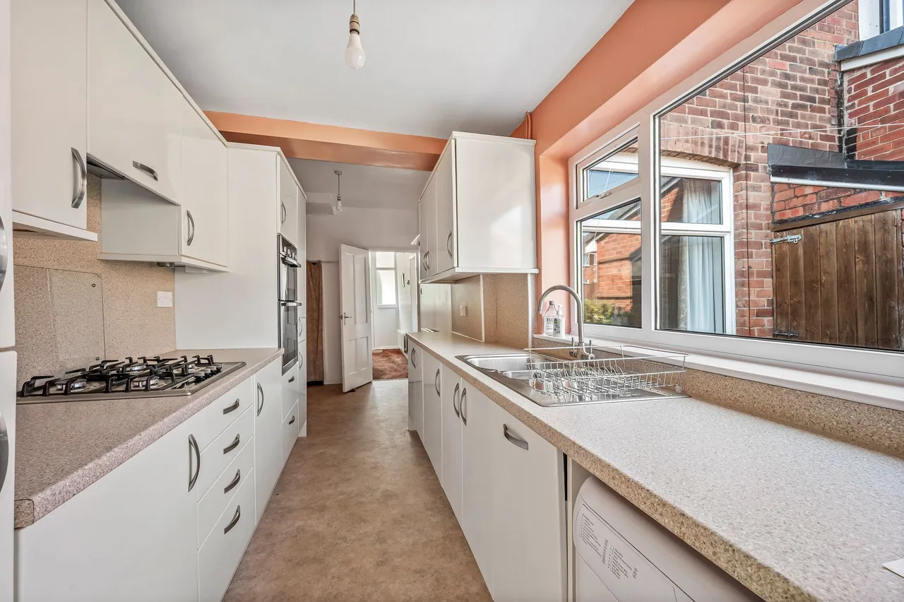 Dene Avenue, Newton-Le-Willows, Newton-Le-Willows, WA12 9DF, photo 3