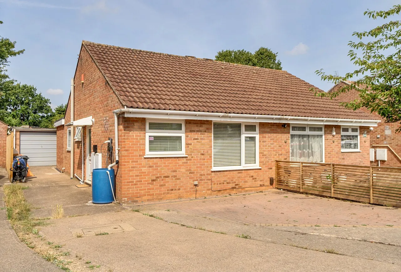 Ferndale Avenue, Longwell Green, BS30 9XT, photo 2
