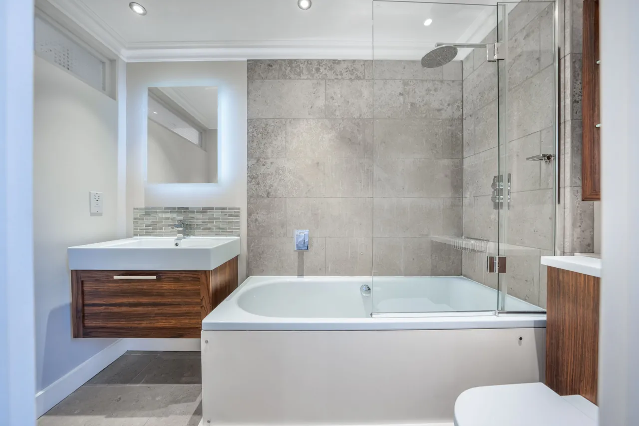 Flat 4, 44 Cathcart Road, London, photo 6