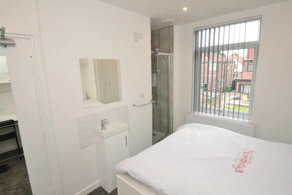 Thorn Grove, Fallowfield, M14, photo 9