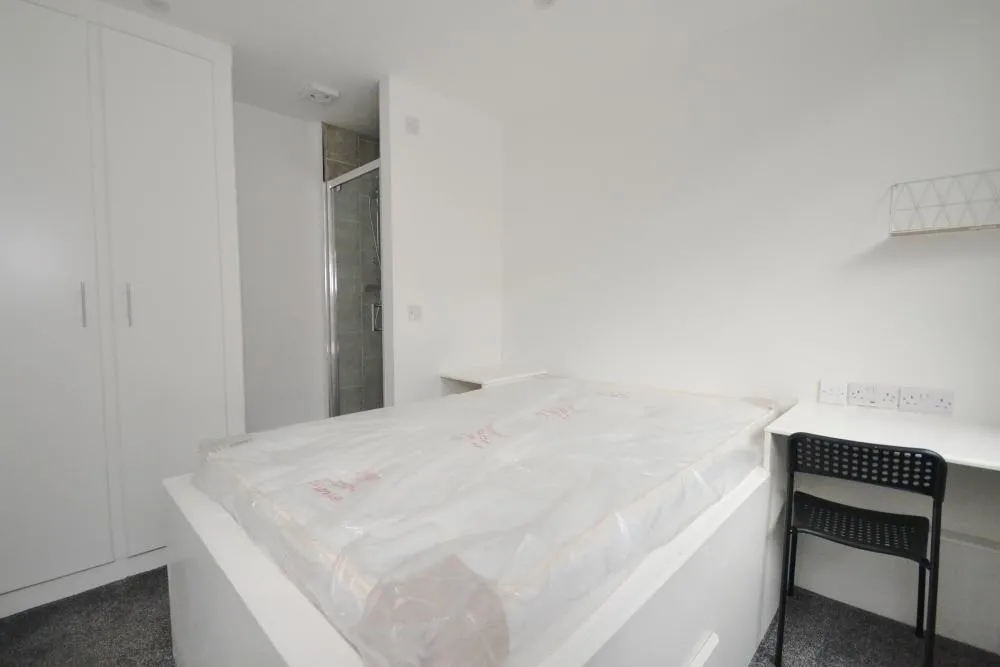 Thorn Grove, Fallowfield, M14, photo 16